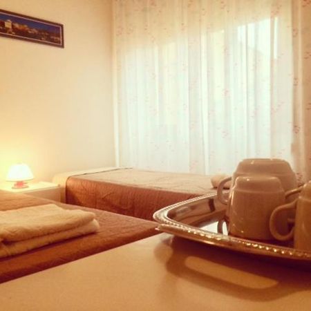 A Due Passi Rooms Ла-Маддалена Экстерьер фото